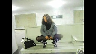 Pee Outdoor Shop Metro German