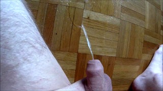 Une Grosse Envie! (solo Dude Pee)