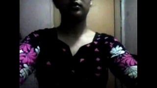 Indian School Girl Bathing Self Recorded for Her Boyfriend