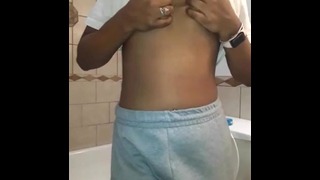 Black Girls Peeing Videos - black girl naked Piss sex videos - Pisshamster.com