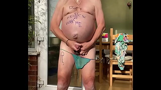 Outdoor Wanker Piss Drinking Piss solo Wanker Pee Drinker Outdoor Pisser