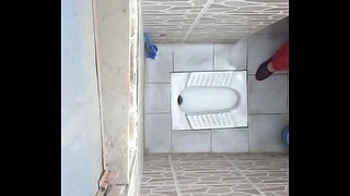Maiden Peeing - Caught On Spycam - Pisshamster.com