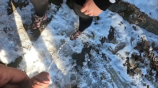 Pee Suck Pissing On Desperate Hotelmanager’s Strappy Heels