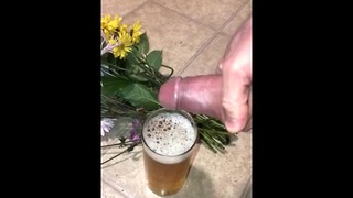 Květinová Váza Naplněná Piss
