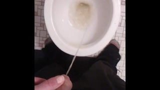 POV 射精前の放尿;私のハートについてのビデオブログ