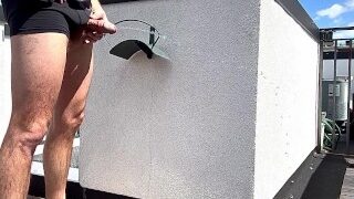 Pissin On My Roof For The Neighbors :