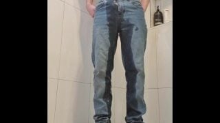 Pissing Jeans In The Shower