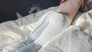Sexy Milf Ripping Farts In Her Jeans