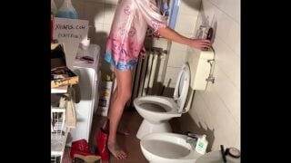 Shemale piss
