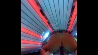 Thick Milf Takes Her BBC Dildo To The Tanning Salon & Squirts All Over The Sunbed