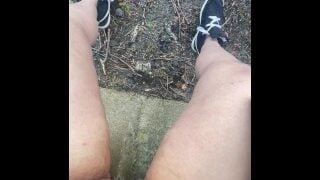 Upskirt Outdoor Pee