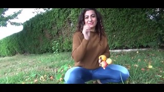 Pipi am Apfelbaum Outside Outdoor