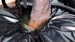 Lesbian Golden Showers in Nylons