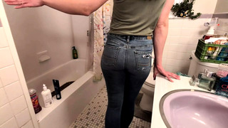 pee desperation and golden shower in jeans