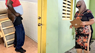 Female boss caught employee jerking off his cock and ended swallowing his cum – BBW SSBBW peeing, pissing, big cum load, fat ass