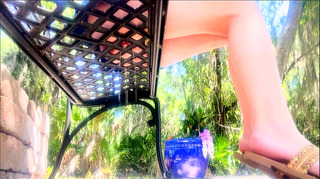 Petite Teen Wont Get Up To Piss While Reading.